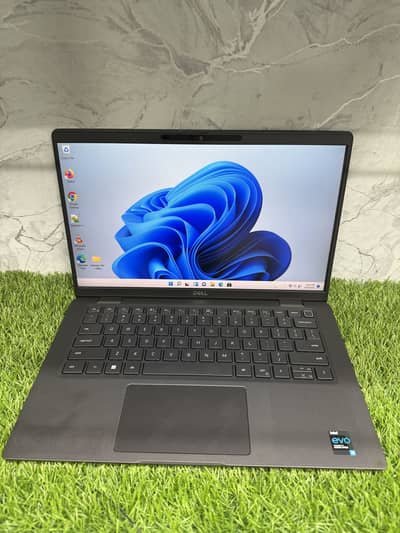 Dell Latitude 7420 (i5 11th Gen) (16/256)