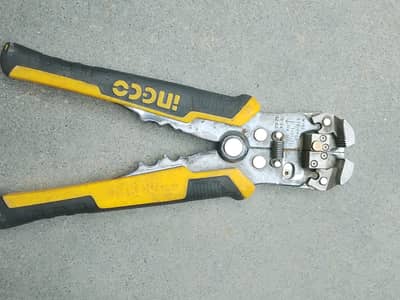 Cable crimper
