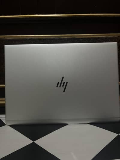 hp elite book 16/512