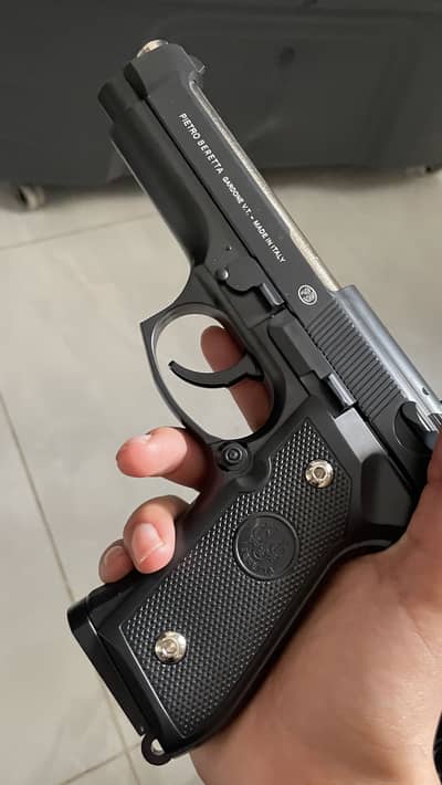 Pietro beretta gun