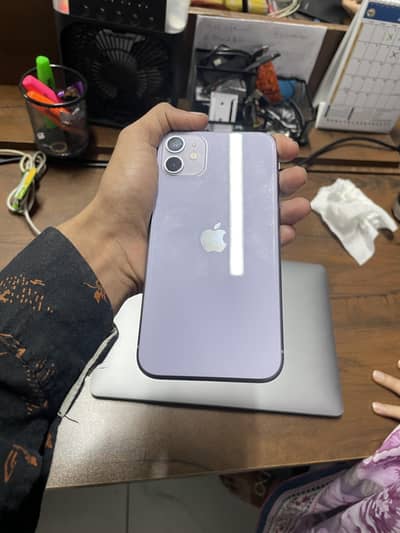 Apple iPhone 11