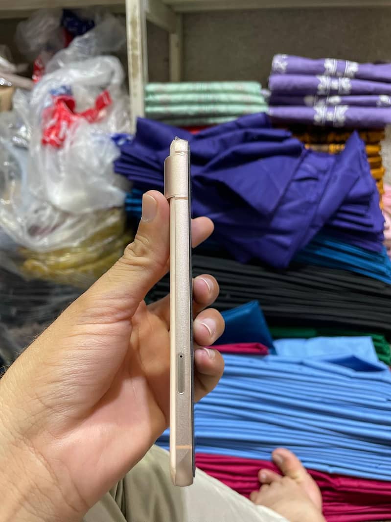 Google Pixel 8 3