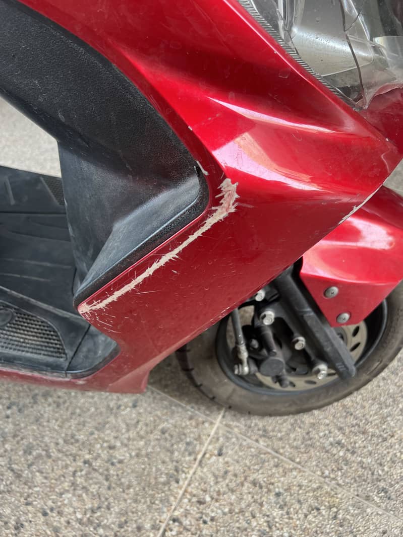 Headlight damage 4