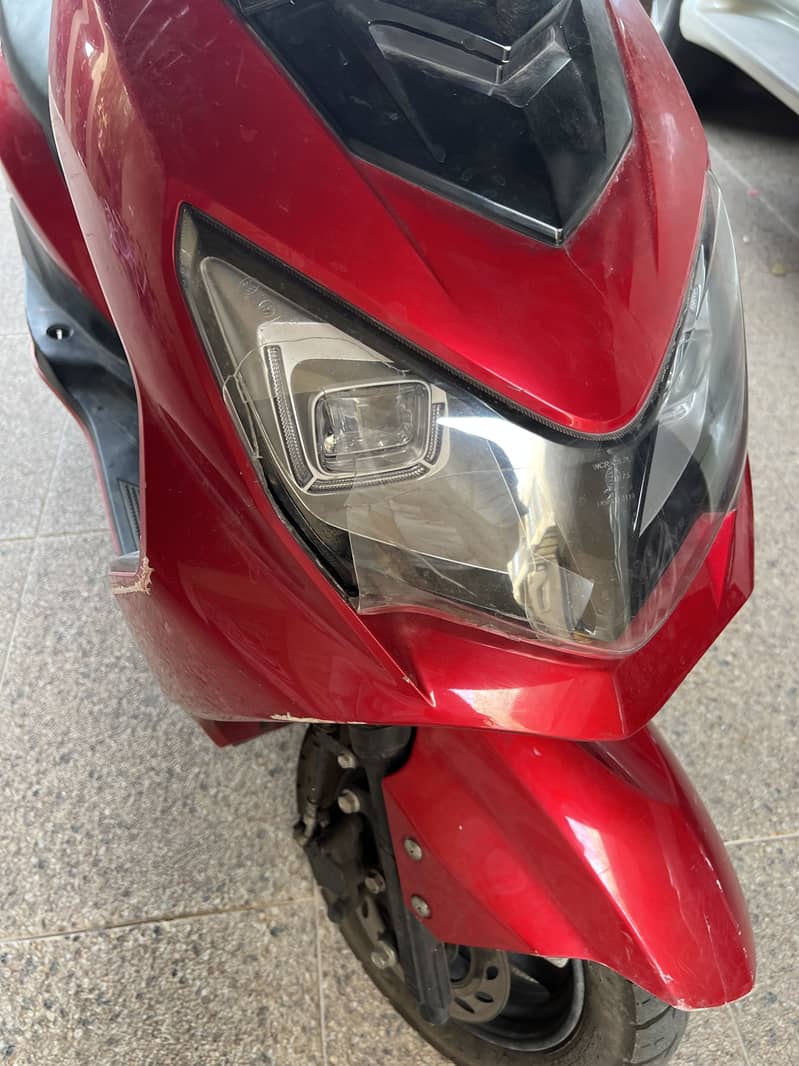 Headlight damage 8