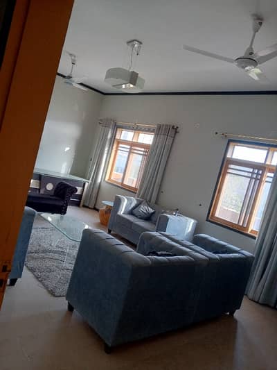 400 sqy House For Sale in Block 12 Johar