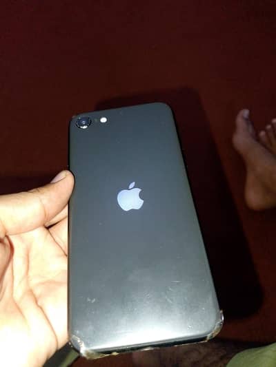 Apple iPhone SE