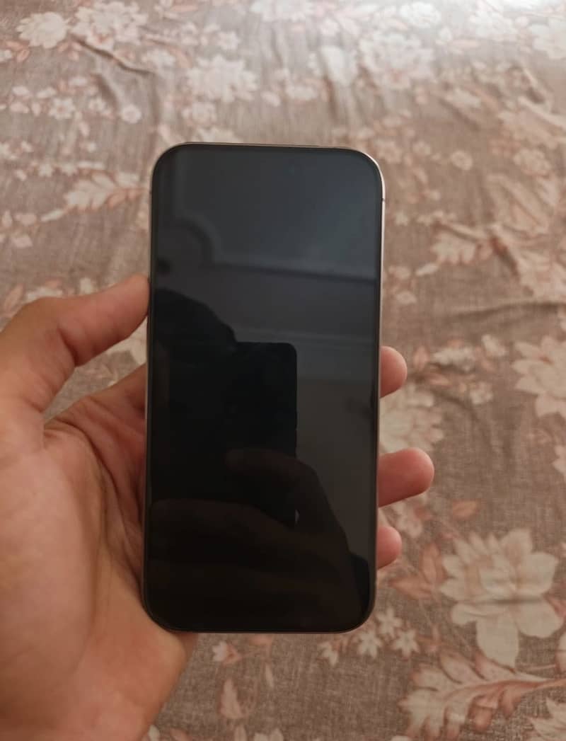 iPhone 15 Pro 1