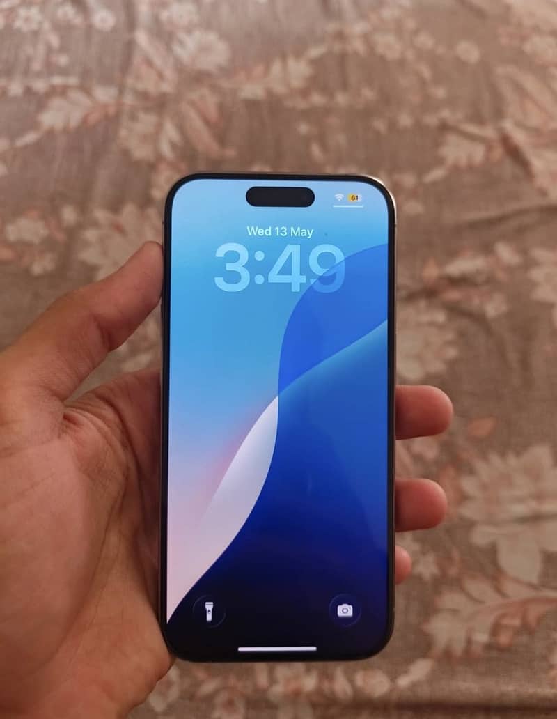 iPhone 15 Pro 3