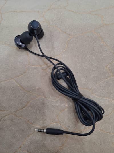 HTC ORIGINAL USONIC BOX OUT HANDSFREE