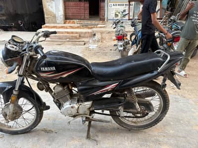 Yahama YBR Z Model 2018 First owner  Demand 150k 03183041391