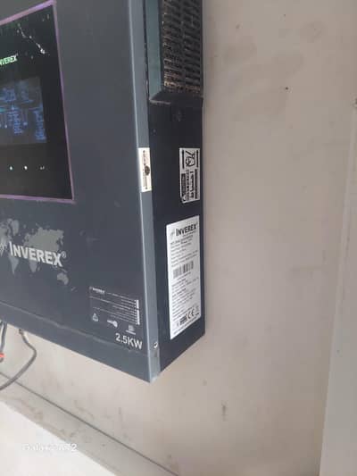 inverex 2.5kw 24V