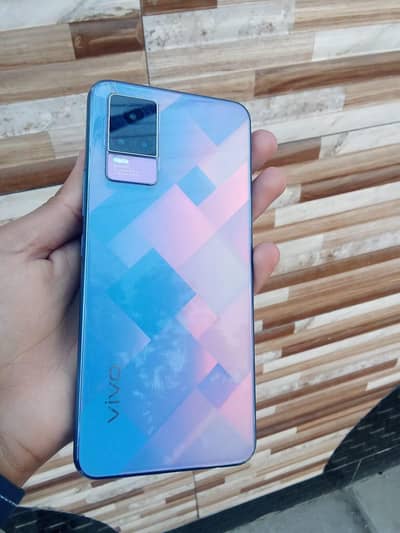 Vivo V21e Diamond flare colour 8+4 /128