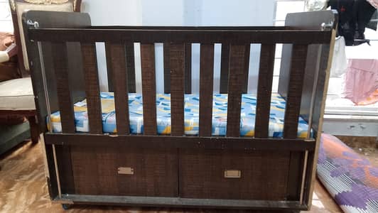 Baby cot for sale
