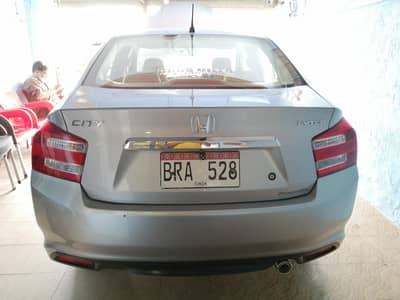 Honda City IVTEC 2019 dec new grill new room automatic silver