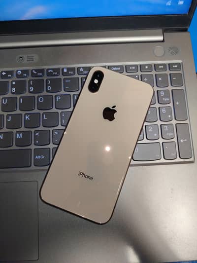 Apple iPhone XS non pta factory unclock 64 gb gold 9.5/10