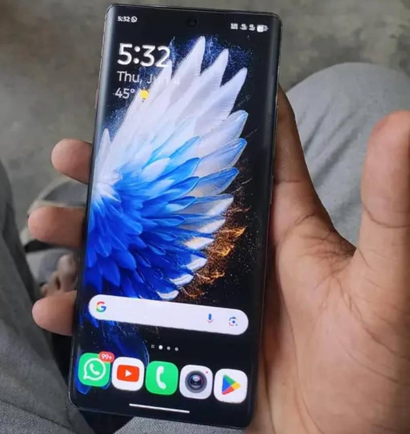 camon 40 pro 1