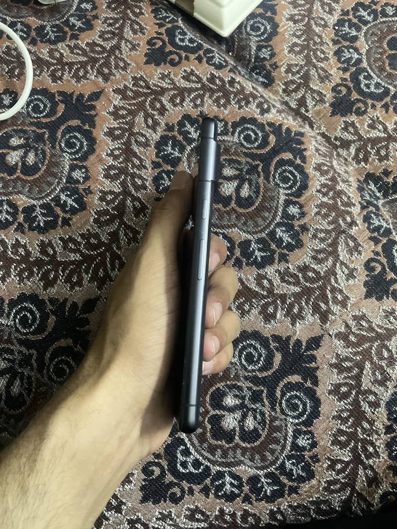Google pixel 7 4