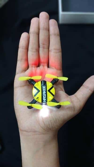  HASAKEE K5 Mini Drone in Excellent Condition – Grab It Fast!