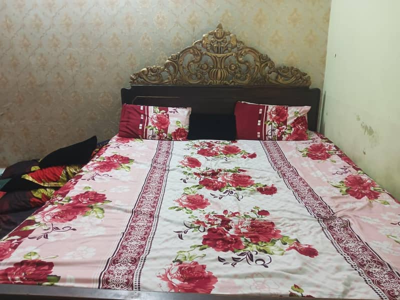 double bed ,2 side tables,with dressing table 1