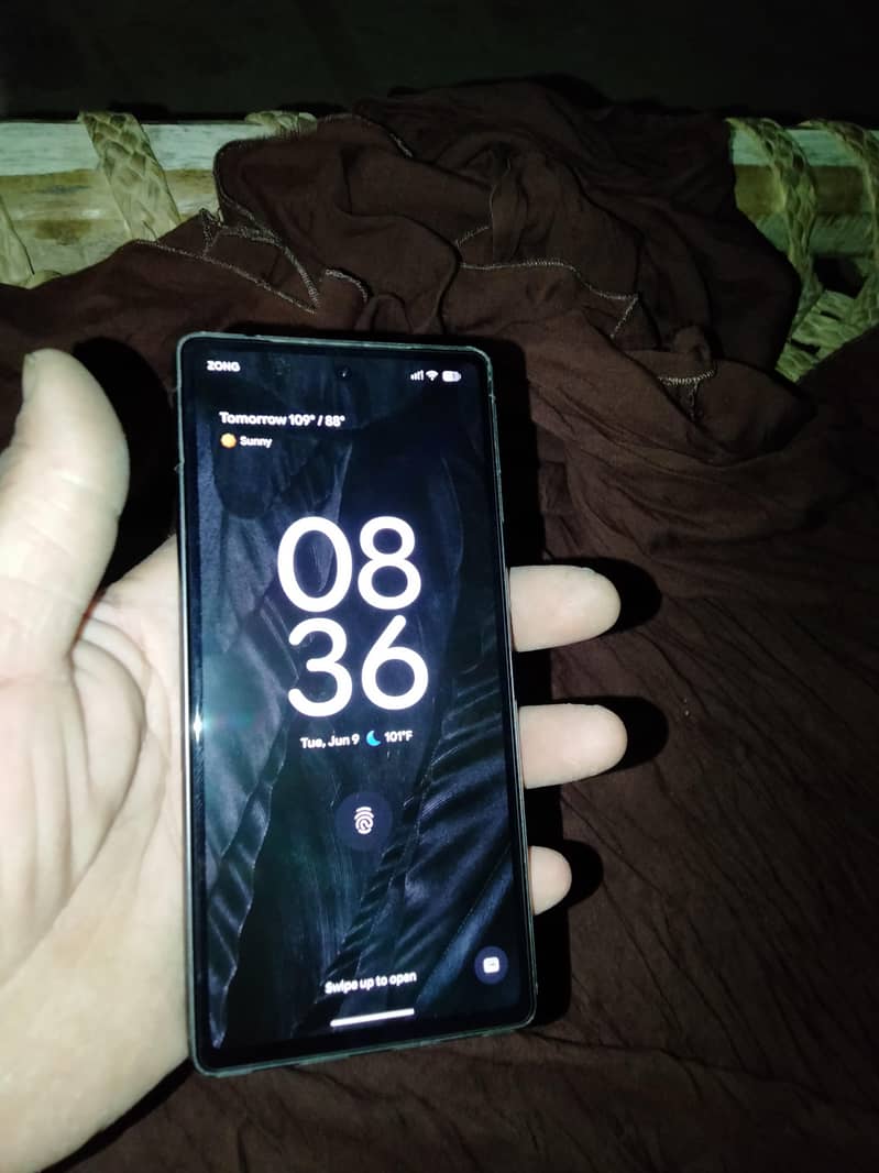 Google Pixel 7a 2