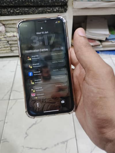 Apple iPhone 11