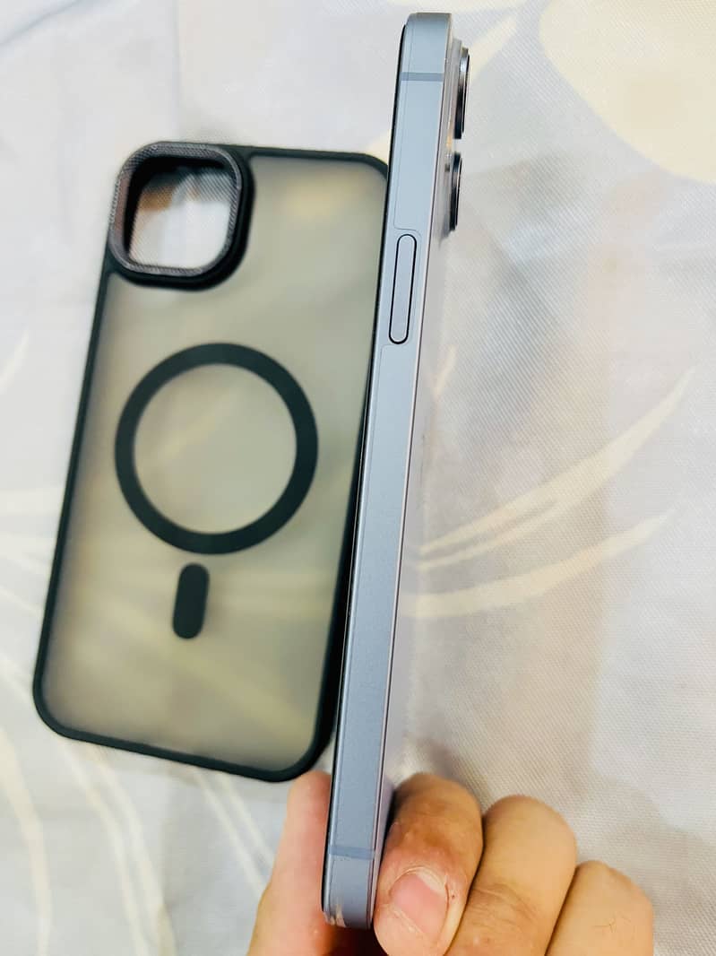 Apple iPhone 14 plus 3