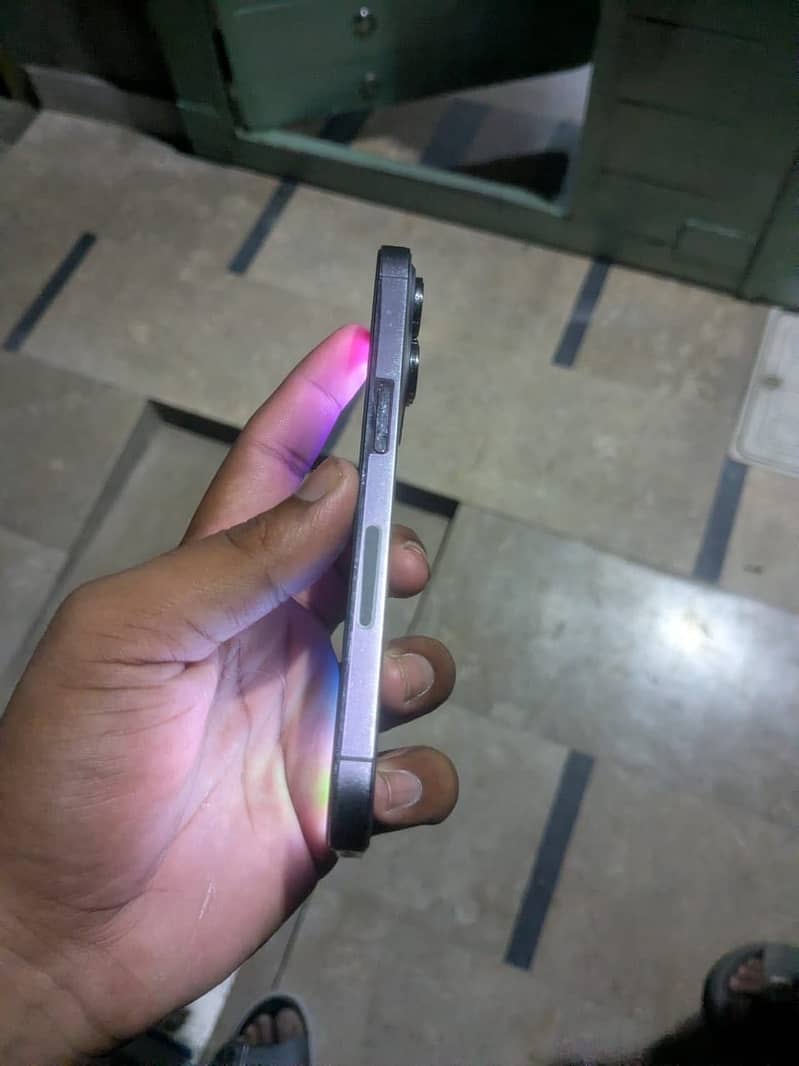 iPhone 3