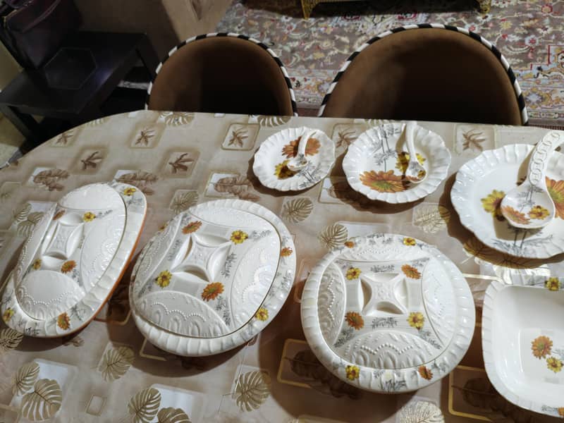 dinner set 4