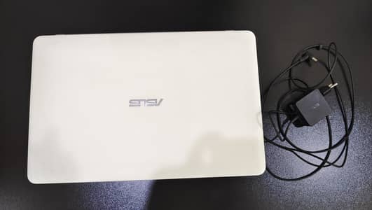 Asus F751N Laptop