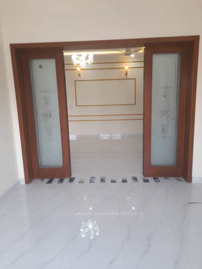 10 MARLA INDEPENDENT BRAND NEW LOWER PORTION FOR RENT IN DREAM GARDEN PHASE 2 LAHORE