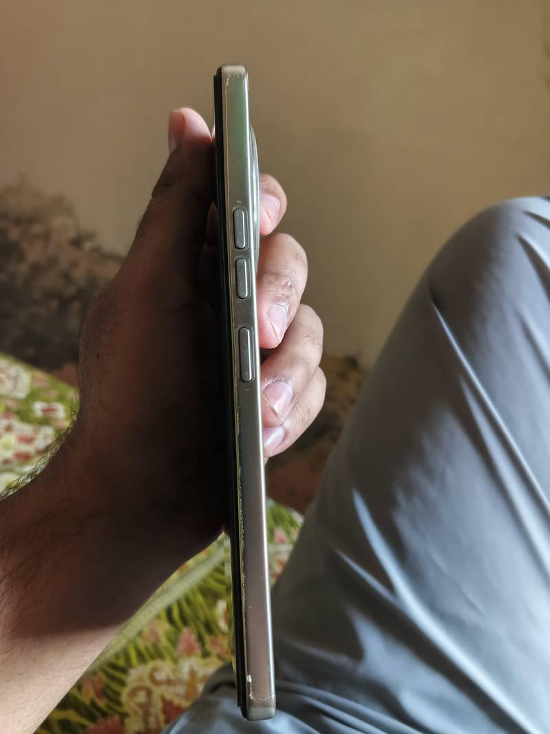 Tecno CAMON 30 4