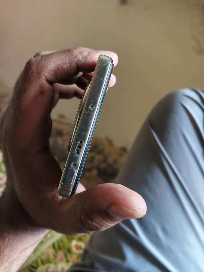 Tecno CAMON 30 5