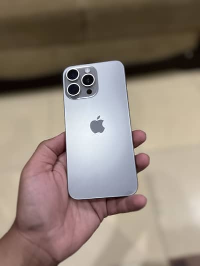 Apple iPhone 15 Pro Max