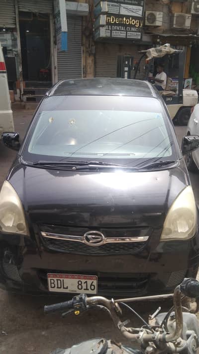 Daihatsu Mira 2011