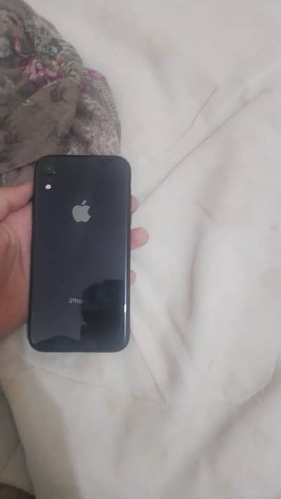 Apple iPhone XR