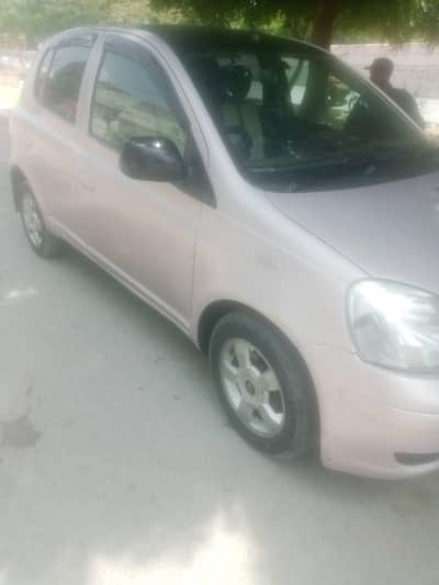 Toyota Vitz 2002