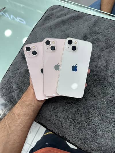 Apple iPhone 13