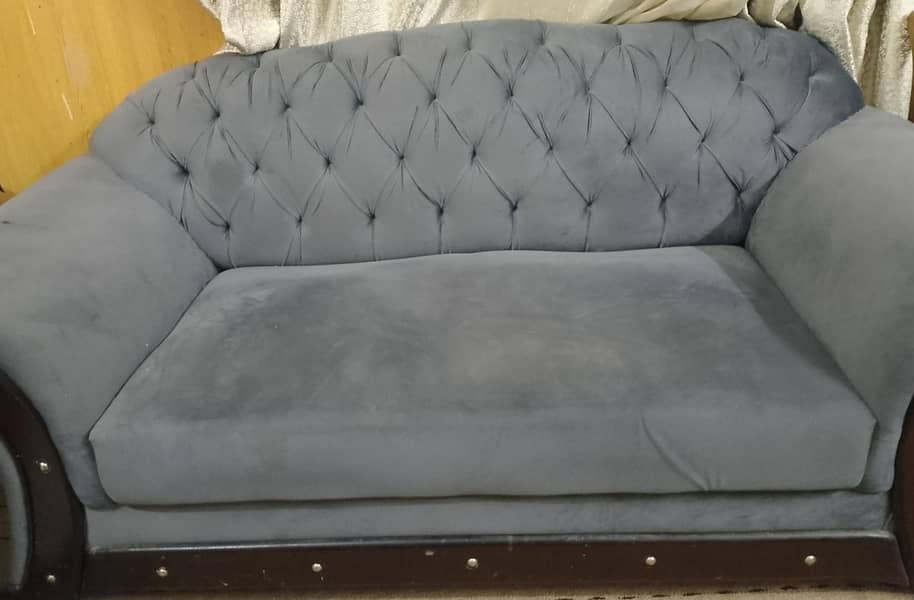 Sofa seater 1