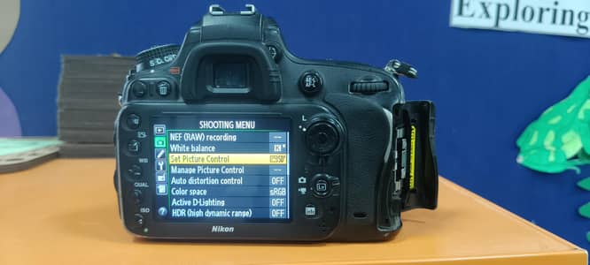 Nikon D610 Camra With 50MM 1.8D Lenz