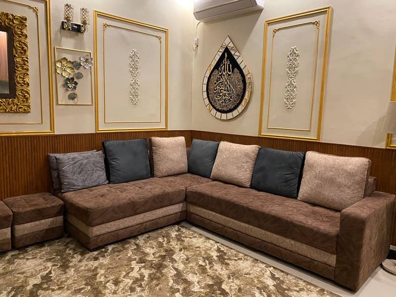 L shape sofa set. . almost new condition 1