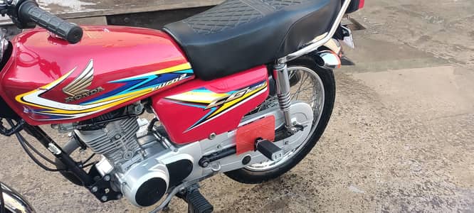 honda 125 ( 2019)  modle islamabad no good condition