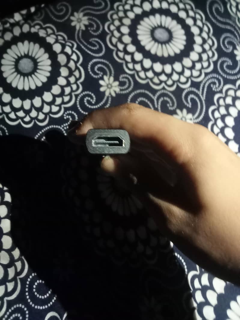 HDMI CABLE 1