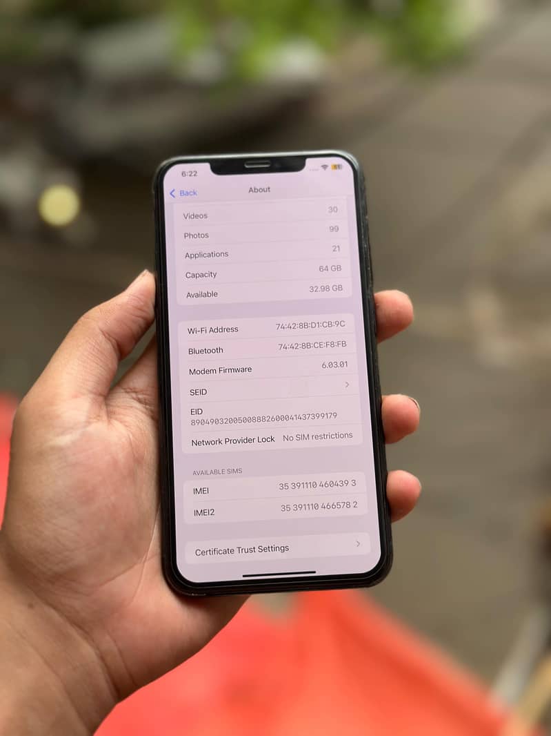 Apple iPhone 11 Pro Max 4