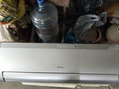 GREE Split AC 1.5 Ton In Good Condition No Faults First Owner.