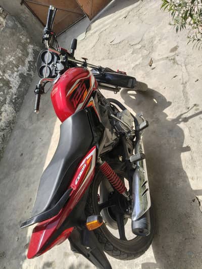 Honda CB125F