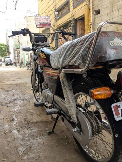 unique bike new condition 2017 model h