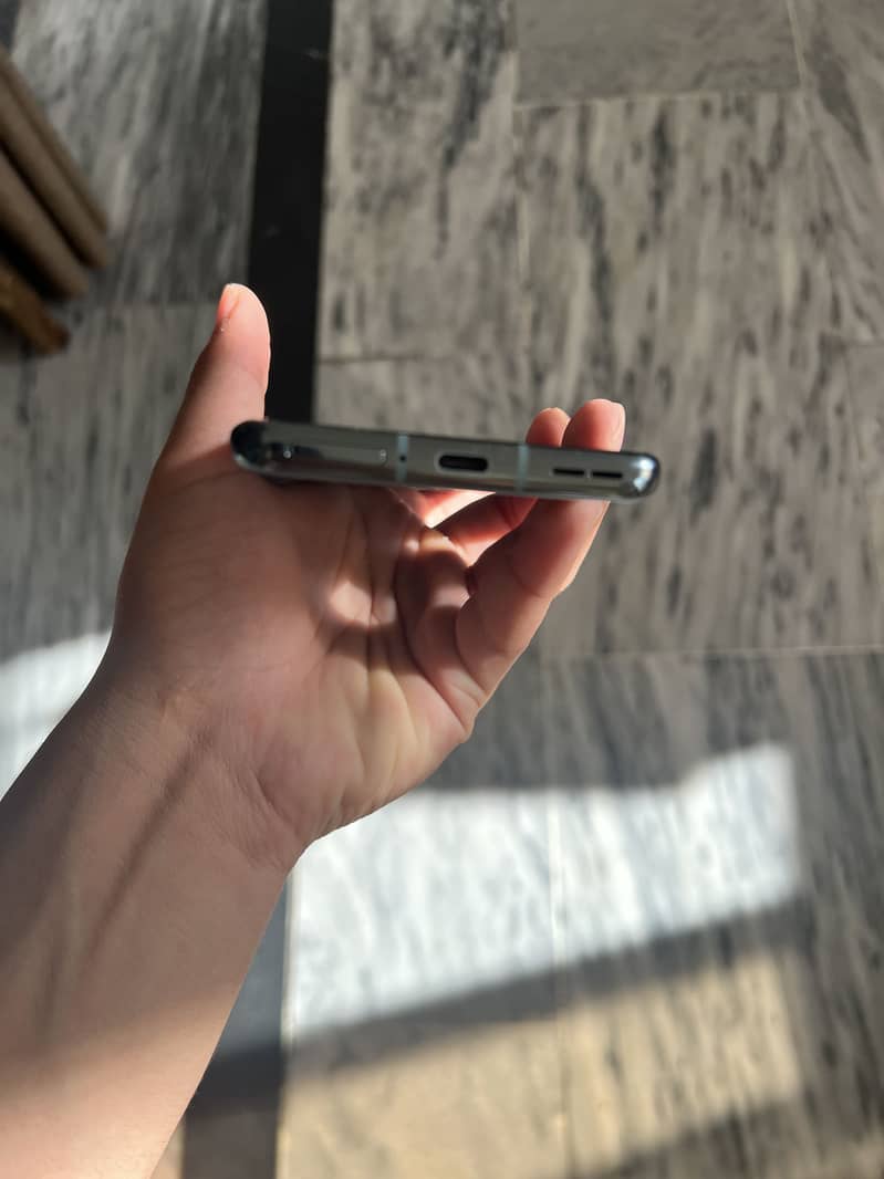 One Plus 9 Pro 4