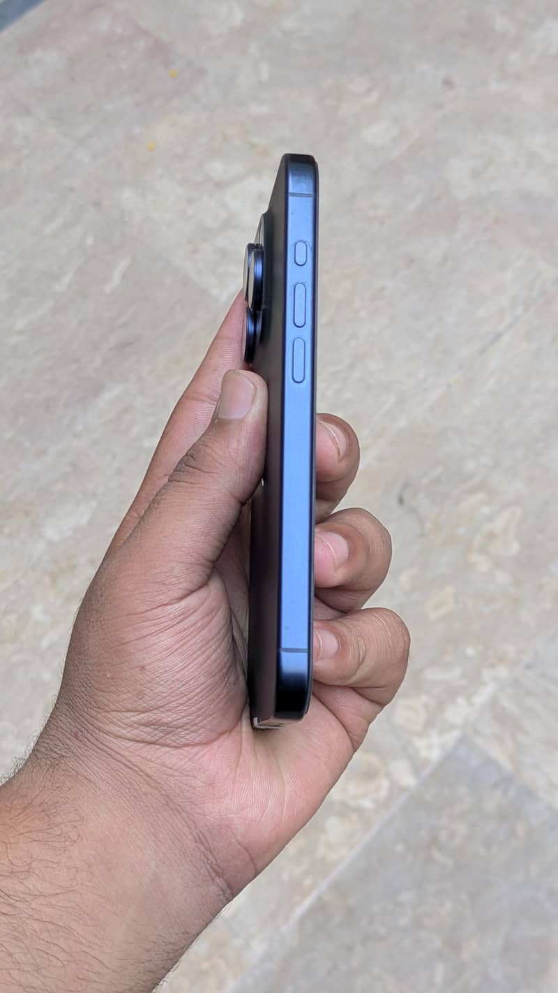 Iphone 15 Pro 2