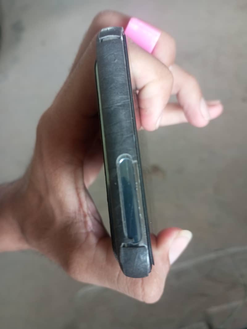 pixel 8 pro 4