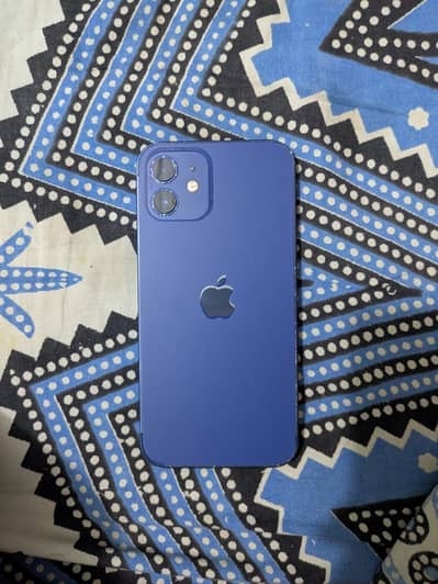 Apple iPhone 12